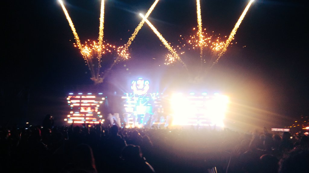nickoelton's tweet photo. @Ultra_Peru Hey! Aquí un vídeo resumen de lo que viví en el #RTUPeru2017 @ultra 🔥 https://t.co/cmcG4Czbnr https://t.co/USABzaPkJK https://t.co/SIauFF2hdH