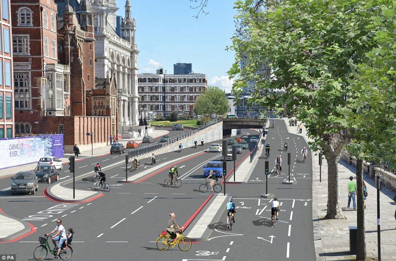 FlowH2020's tweet image. #London’s #ProtectedBikeLanes move people 5 times more efficiently than #CarLanes → assuming that #traffic means #people, not #cars! thanks @StreetsblogUSA for sharing bit.ly/2zBRBcI