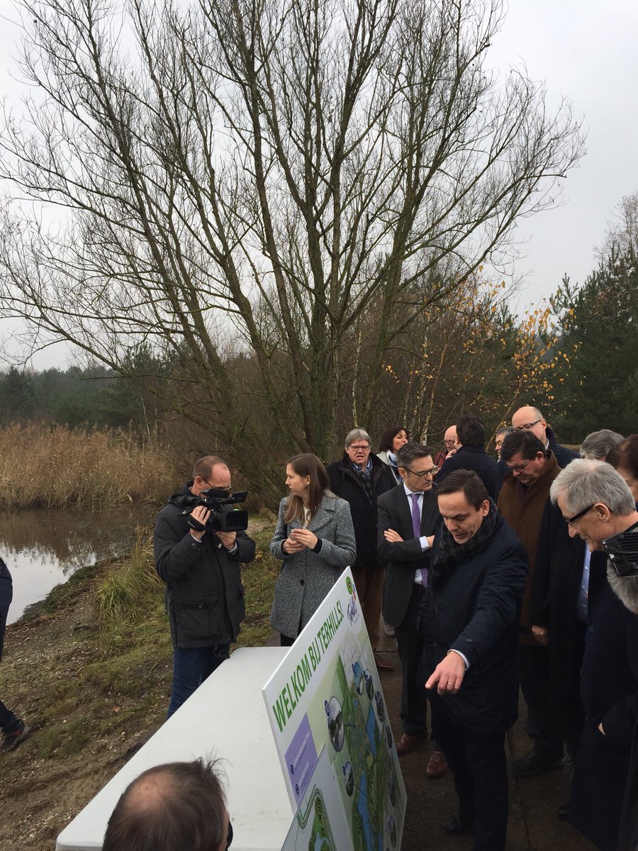 DHrachida's tweet photo. Ministerraad en salk taskforce op de #mooistelocatievanvlaanderen @DifferentHotels https://t.co/bhQThkRj7o