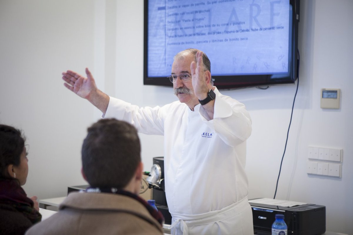 bculinary's tweet photo. Hoy nuestros alumnos/as de #MasterBCC visitan el triestrellado Restaurante @akelare para recibir una Masterclass de la mano del mismísimo Pedro Subijana @PSubijana, uno de los ocho prestigiosos chefs patronos de Basque Culinary Center https://t.co/7p4SJK8b0Z