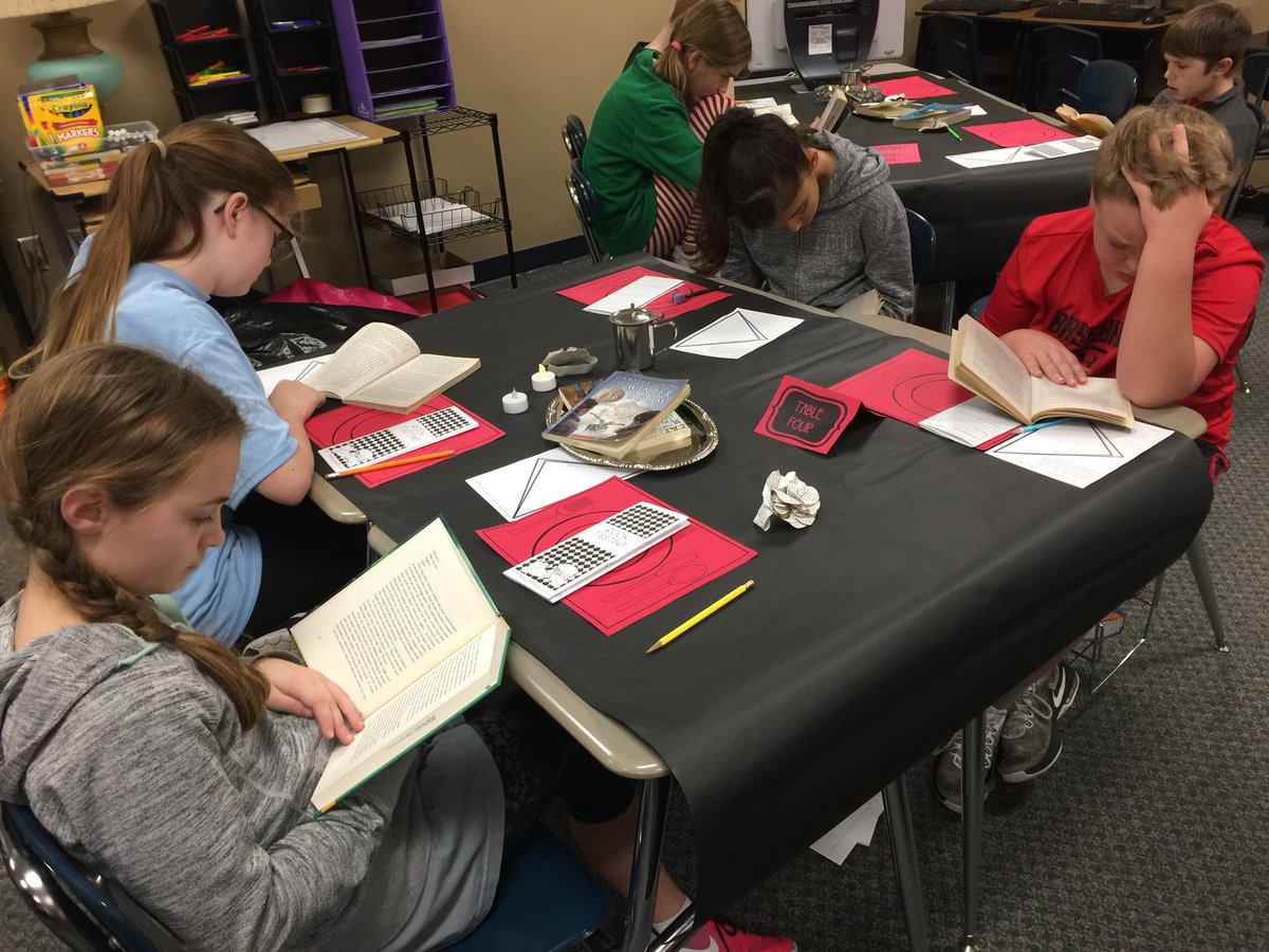 ISMS54's tweet photo. Book tasting, choosing our favorites for our first book club #booktasting #ismsforce #eaglenation #earningmywings https://t.co/oxknUZn5h0