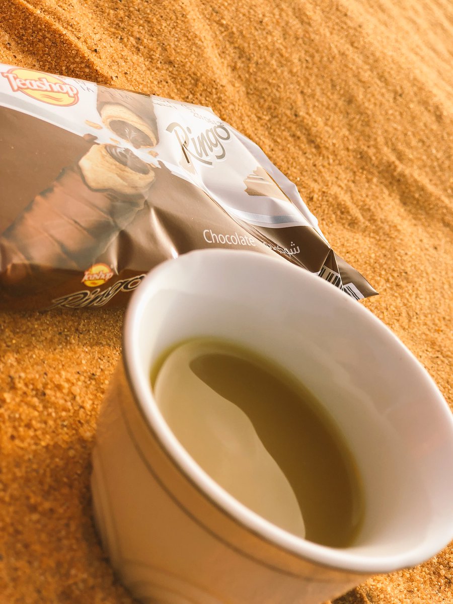 أنت صوتك بن خولاني .. وبحتك القناد 
ومفرداتك زعفران ..  وسالفتك مهيّله.."
:
:
مسا #القهوة♡