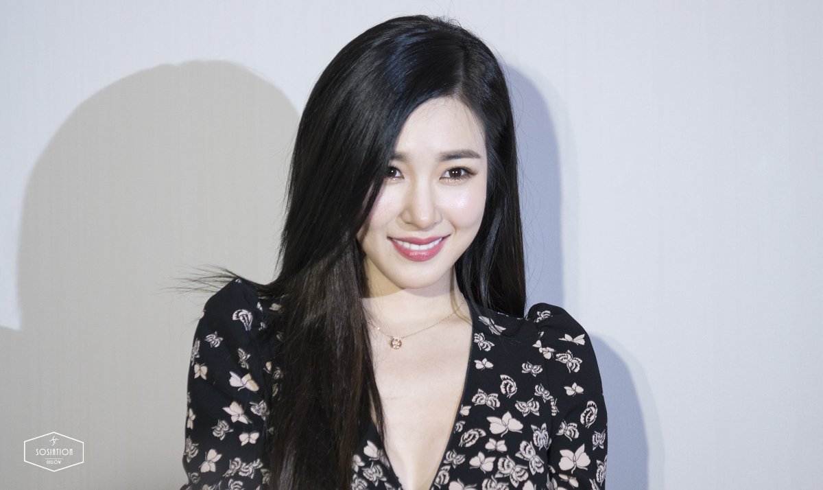 gillowsone's tweet photo. 171130 Tiffany Bottega Veneta Hongkong Store [25p]
https://t.co/wCSiMoAMjG
#Tiffany #TiffanyHwang #티파니 #소녀시대 #少女時代 @SosiationHK https://t.co/WZzyrI1NFX