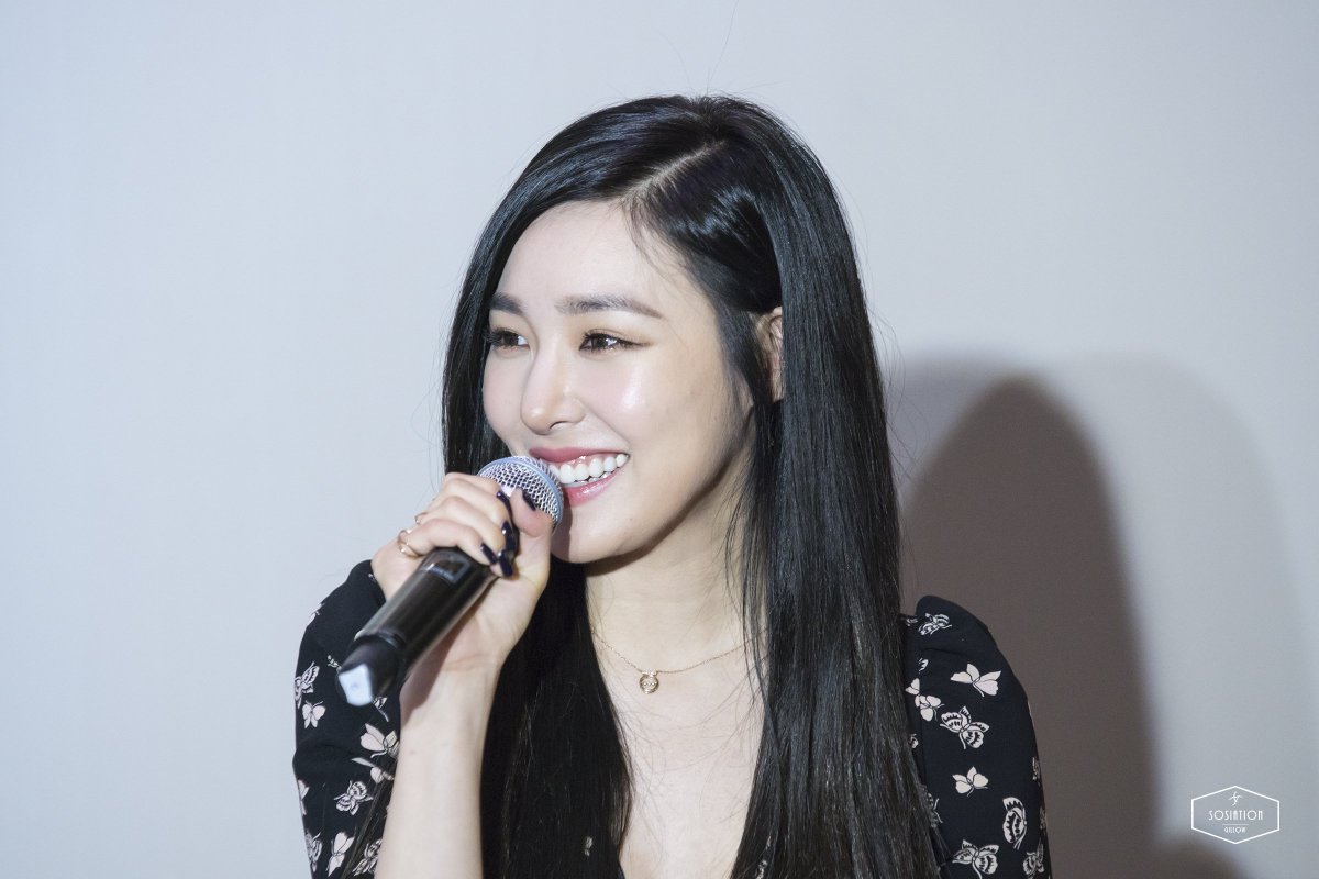 gillowsone's tweet photo. 171130 Tiffany Bottega Veneta Hongkong Store [25p]
https://t.co/wCSiMoAMjG
#Tiffany #TiffanyHwang #티파니 #소녀시대 #少女時代 @SosiationHK https://t.co/WZzyrI1NFX