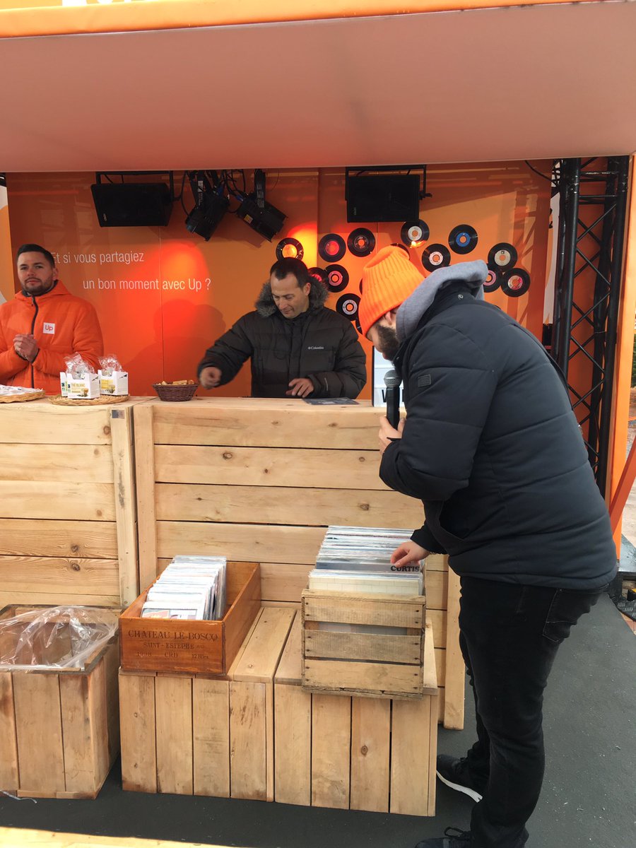 PMorelGazonois's tweet photo. Activités sportives, boissons chaudes, soins bien être, musique funky à choisir soi- même #LesMomentsUp se vivent et s'apprécient avec @UpGroup https://t.co/P4ZCIjSRdF