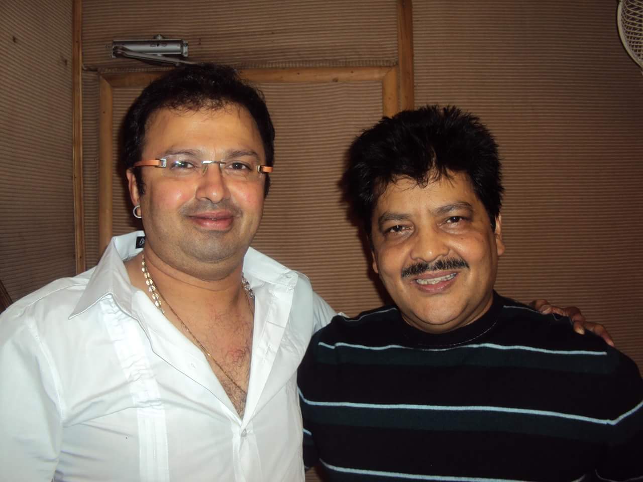 Wishing udit narayan a very very happy birthday and loads of success.God bless. Great singer and human being. 