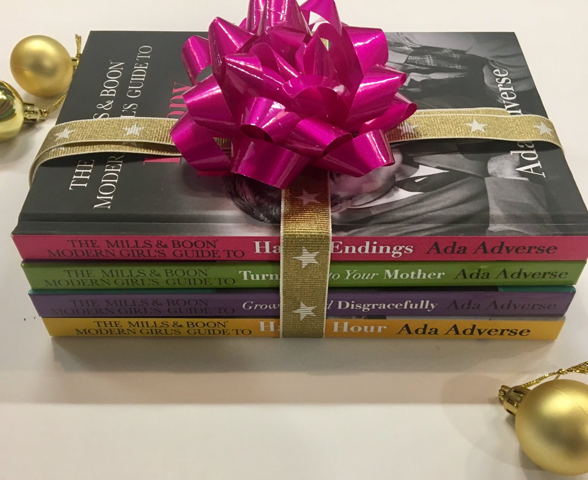 MillsandBoon's tweet photo. To kick start our #12DaysOfRomance we're giving you the chance to win a set of Modern Girl's Guides! Follow us and RT for a chance to win! 💫☃❄💕🎄 https://t.co/6j44mYXGCd