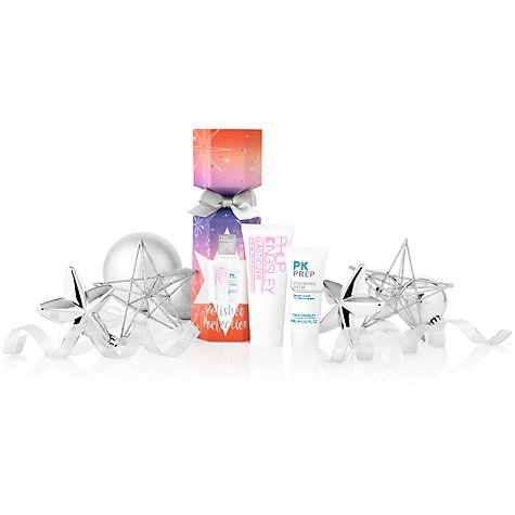 FXHAIRSTUDIO's tweet photo. Gorgeous @Philip_Kingsley stocking fillers in salon now!  https://t.co/byhPZAzjAb https://t.co/2T6qVdDEfl