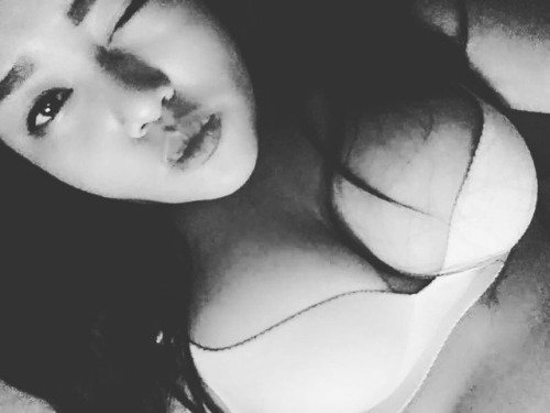 the_strokesss's tweet photo. https://t.co/qYWinGfTvH