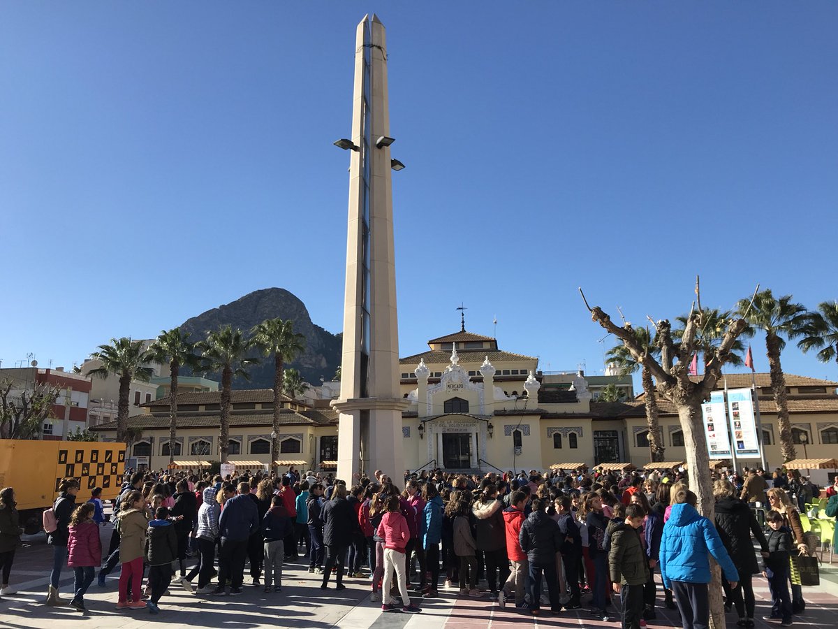 PcCieza's tweet photo. Finalizamos servicio acompañamiento marcha Día de la Discapacidad y el Voluntariado junto con @CruzRojaMurcia @PL_Cieza @AFEMCECIEZA @cjbalmes @ColegioJRJ @CBMGERONIMOBELD #ASCOPAS #Cieza https://t.co/zgaV5R9MGx