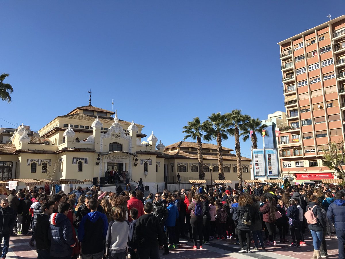 PcCieza's tweet photo. Finalizamos servicio acompañamiento marcha Día de la Discapacidad y el Voluntariado junto con @CruzRojaMurcia @PL_Cieza @AFEMCECIEZA @cjbalmes @ColegioJRJ @CBMGERONIMOBELD #ASCOPAS #Cieza https://t.co/zgaV5R9MGx