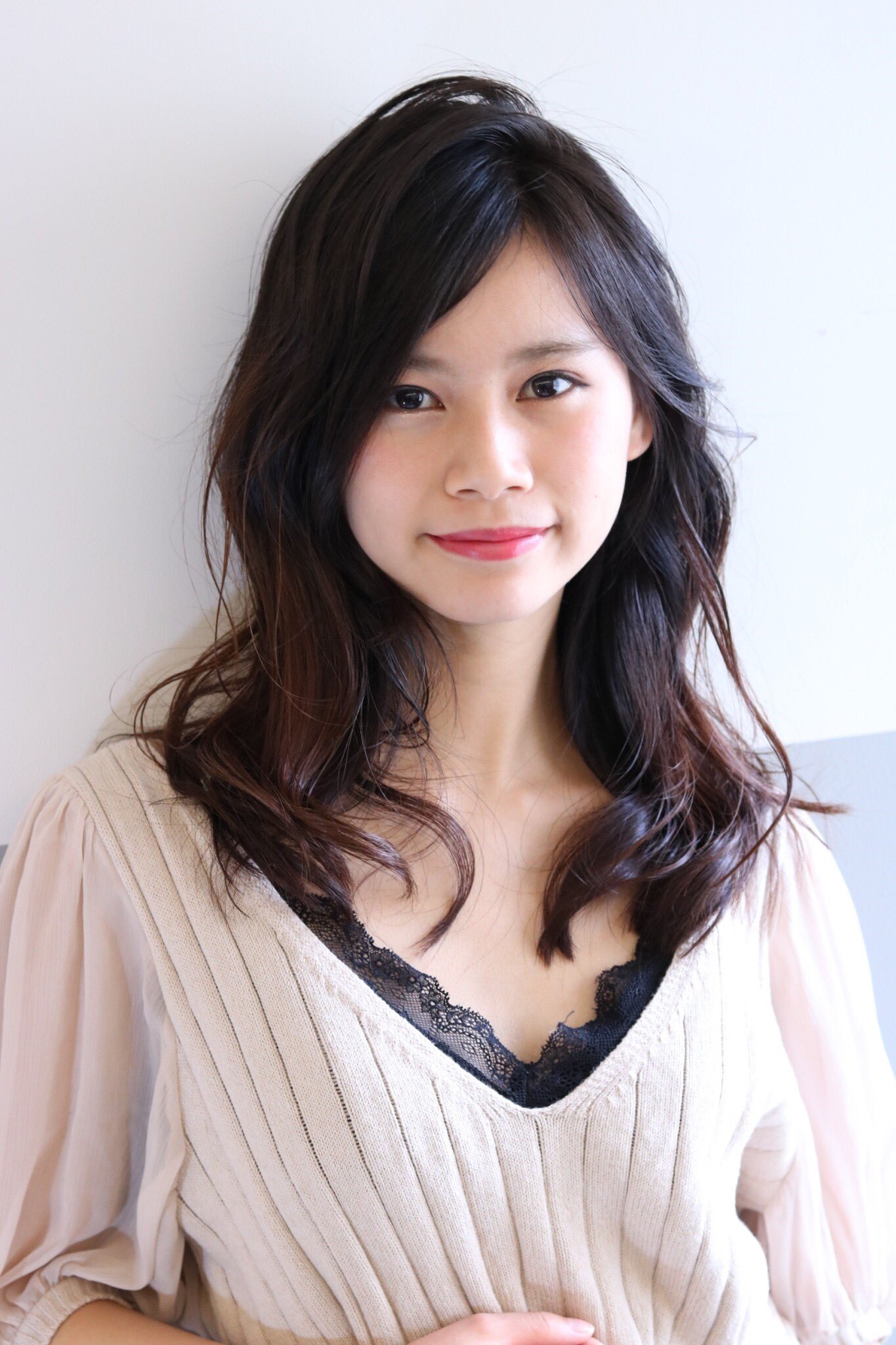 竹村佳奈 ただいまヘアカタログのイベント参加してます サロンモデルして 可愛くヘアアレンジしてもらった時の写真です 竹村佳奈 大人の愛されヘアカタログ Showroom T Co Pgdraff1gw Twitter