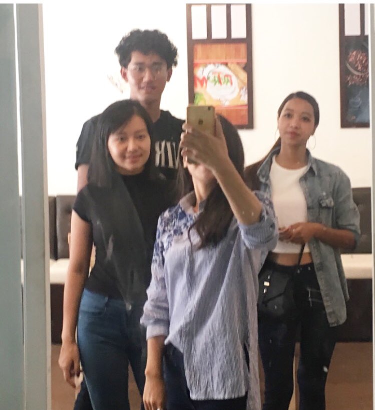 antisocialite__'s tweet photo. When your squad doesn’t trust, You taking the initiative for 🔥mirror selfie 
#trustissues https://t.co/vYsmTud66y