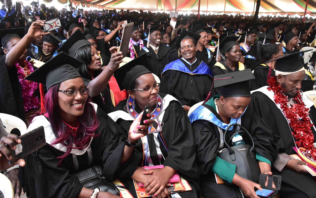 WilliamsRuto's tweet photo. Our universities must realign their programmes to suit our requirements. They should impart young people with skills and competencies that are responsive to our needs while turning them into job creators and providers of innovative and practical solutions. https://t.co/FrrgxfrJD0