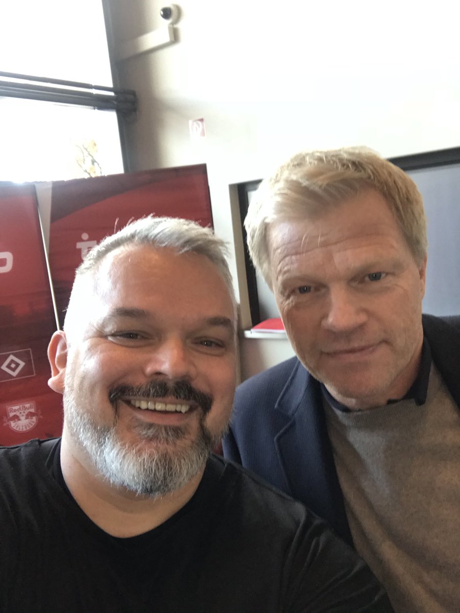 AmFiD's tweet photo. Ich soll euch grüßen #2titans #KSCLegende https://t.co/7T2RVdz2Lo
