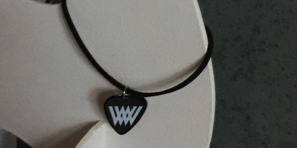 Lottilottilott's tweet photo. Jaaaaa👏🏻🙏🏻👍🏻 wisst ihr was heute in meinem Adventskalender war???? Ich hab’s gewusst😜 hab mir diese Kette schon soooo lange gewünscht 🙏🏻 I love it @Wincent_Weiss https://t.co/HoomLdLfzq