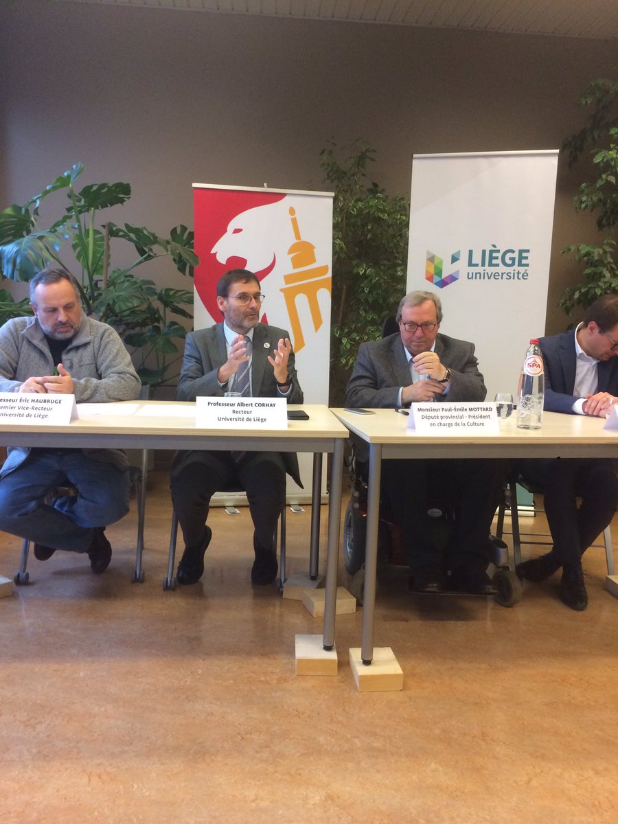 UniversiteLiege's tweet photo. Lancement du Digital Lab, espace de création et médiation sur le jeu vidéo et la Réalité Virtuelle, projet collaboratif entre la @ProvincedeLiege et l'#ULiège @EricHaubruge @LiegeGamelab @bjornolav https://t.co/HV98mv1TzD