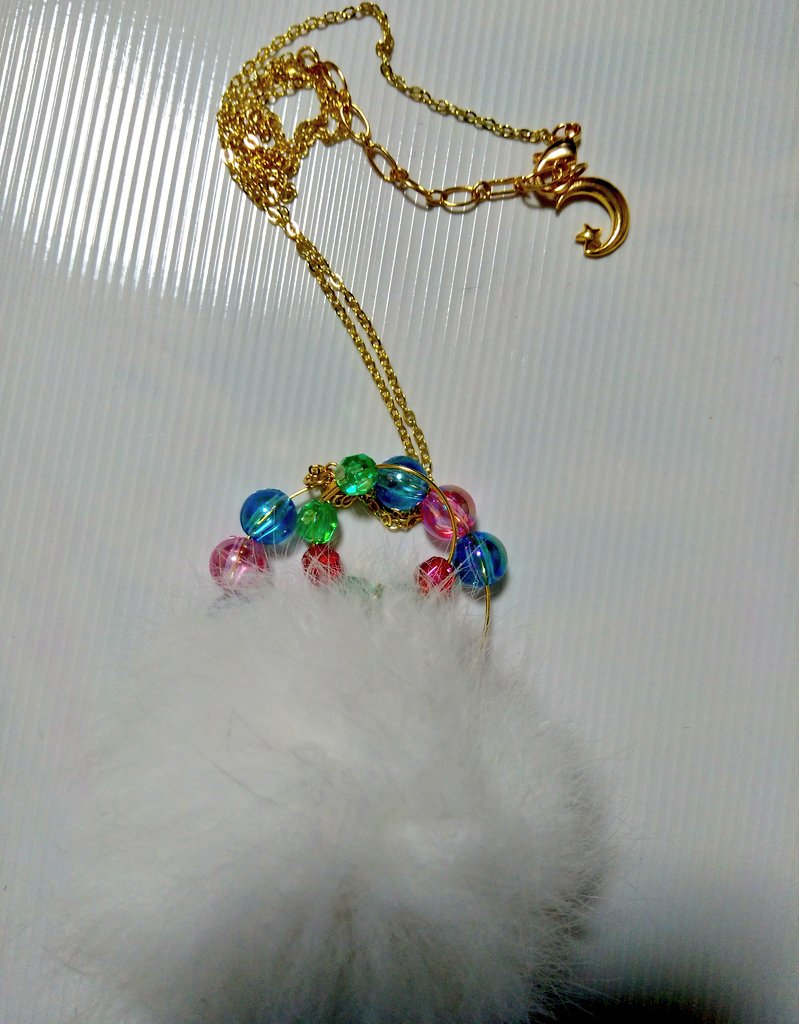 seiusa_0622's tweet photo. 【最新イメージアクセ】
久しぶりにネックレスを作っちゃった🌹✨
これは冬のseiusaイメージで作った🌹✨ はるなさんのicを見てヒント貰っちゃった💖冬らしいさいっぱい出来たと思う🌹✨
#Startworld #seiusa #最新アクセ #セラスターズ #冬のイメージアクセ https://t.co/mGLalDxcqI