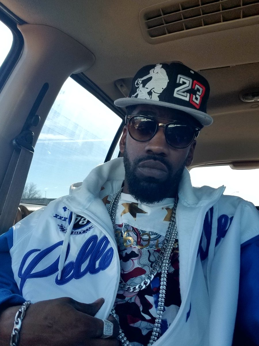 taydon_dondada's tweet photo. #Donified #musicislife #taydon #dondada #December1st https://t.co/DWeDs29iJX