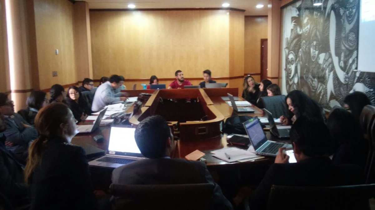 diego_vintimill's tweet photo. Trabajando colectivamente en la construcción de los Reglamentos del #CódigoINGENIOS. (Investigación, innovación, talento humano, movilidad, saberes ancestrales) @EduSuperiorEc https://t.co/PORfBaKdfT