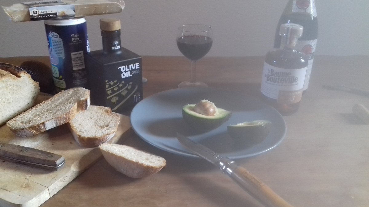 LBBouteville's tweet photo. Repas de fabrique. .. #fridaylunch #food #frenchbalsamic #bouteville #madeincharente @bboirebmanger #GoodTimes https://t.co/uGdOZ4sNGi