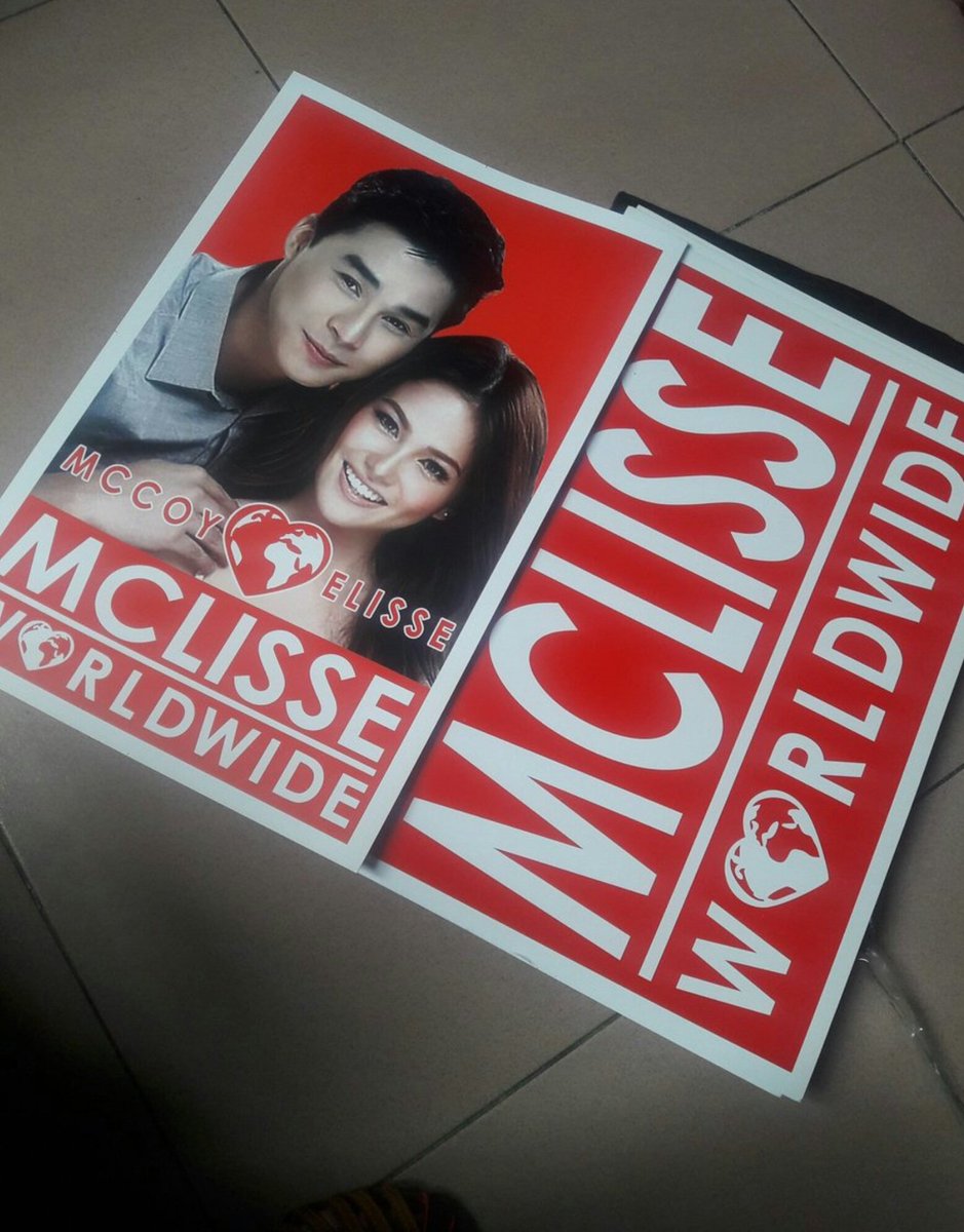 queenpenguiinn's tweet photo. Shout out nga pala sa fandom na nag pauso ng placards! ❤ https://t.co/uUkctcJ685