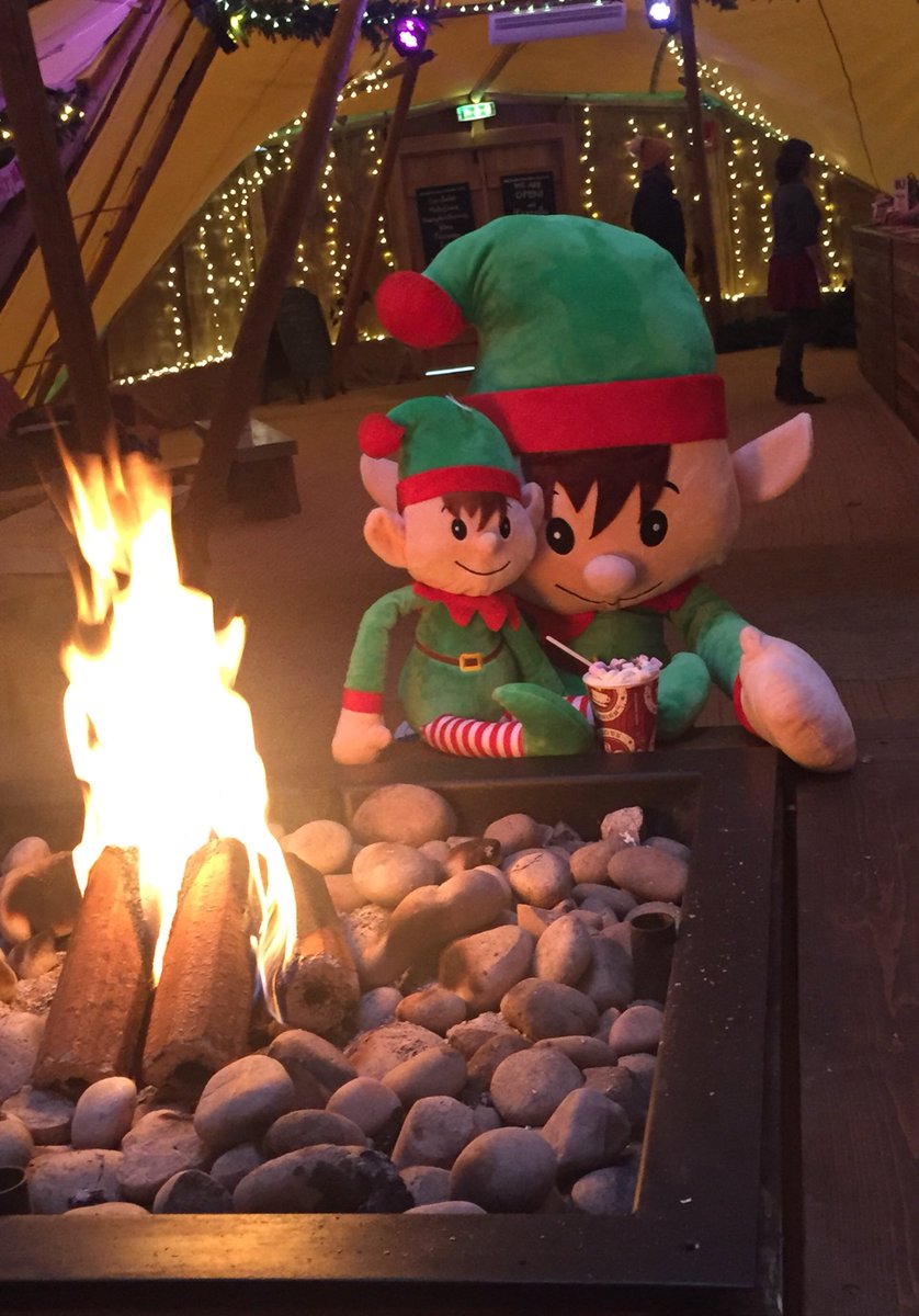Can you name our mischievous little elf? #hdwinterfest he’s made friends with <a href="/BoultonsEA/">Boultons</a> elf so double trouble!  😝 facebook.com/huddersfieldwi…