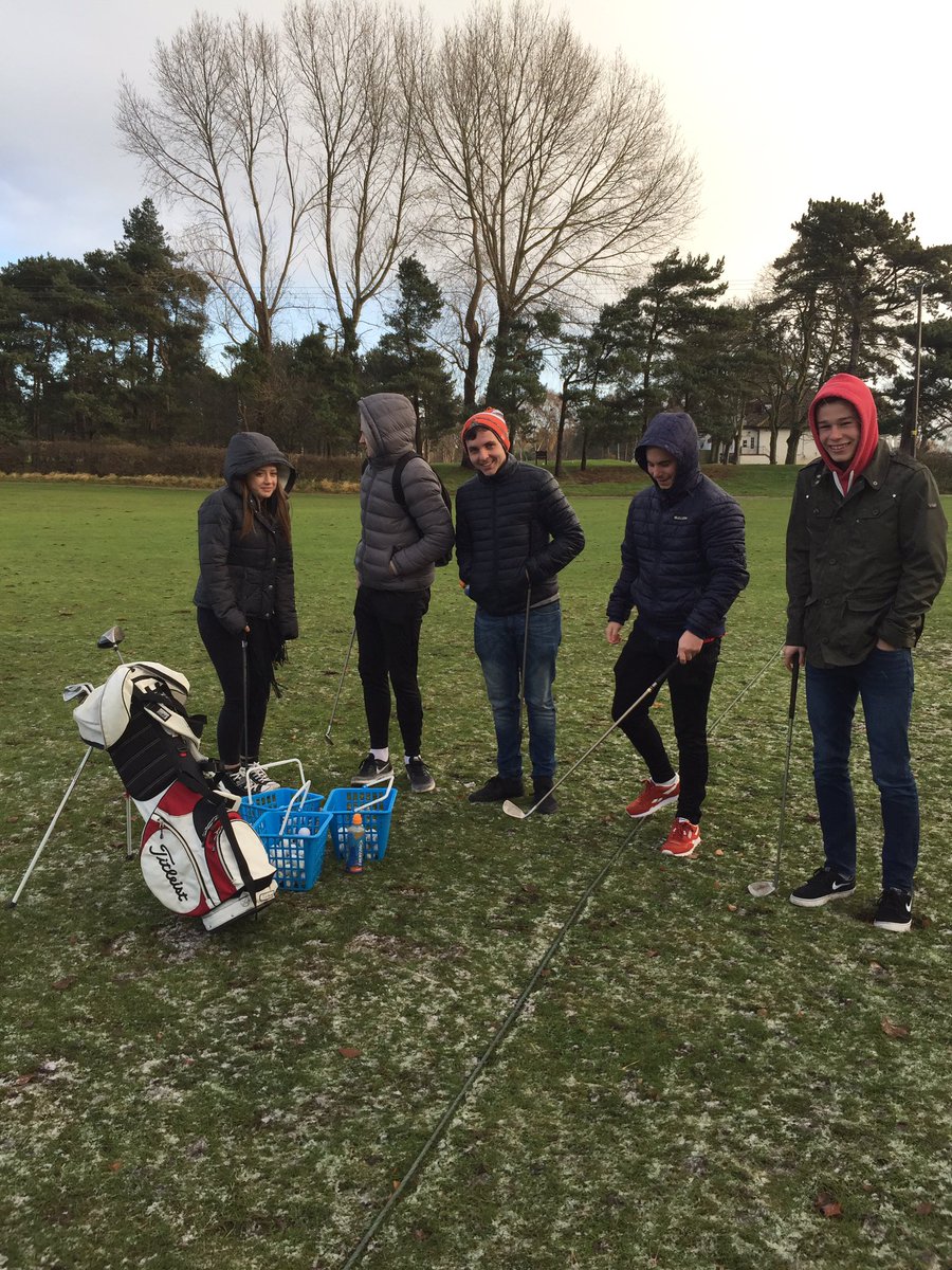 UoLSBM's tweet photo. Great morning spent with staff from Lincoln Golf Club. Very very cold but fantastic meeting and lesson. Looking forward to working on some projects together #golf https://t.co/vXynBsjBSP