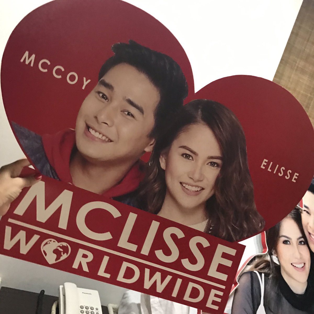 queenpenguiinn's tweet photo. Shout out nga pala sa fandom na nag pauso ng placards! ❤ https://t.co/uUkctcJ685