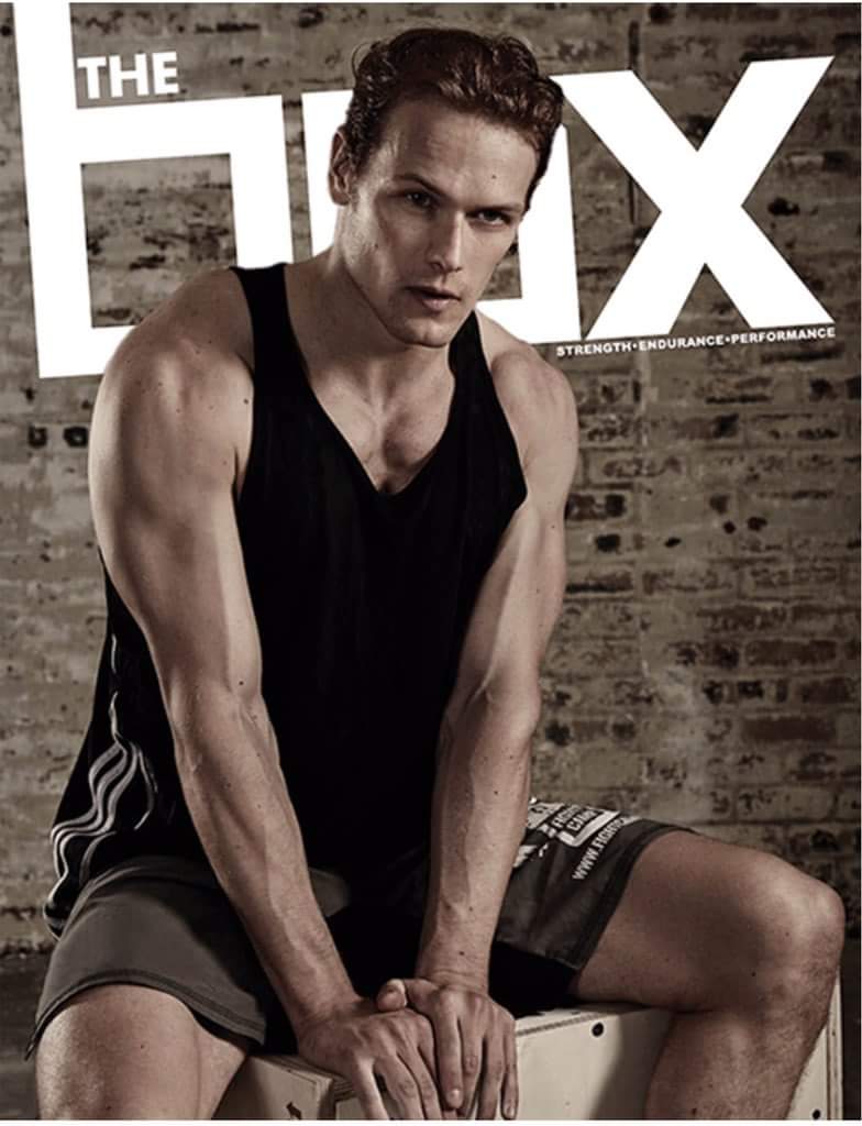 SassenachPlace's tweet photo. Re-focus for Lunch #SFF #SamFocusFriday 
#SamHeughan #BoxMagazine https://t.co/Y0SfxKreC3