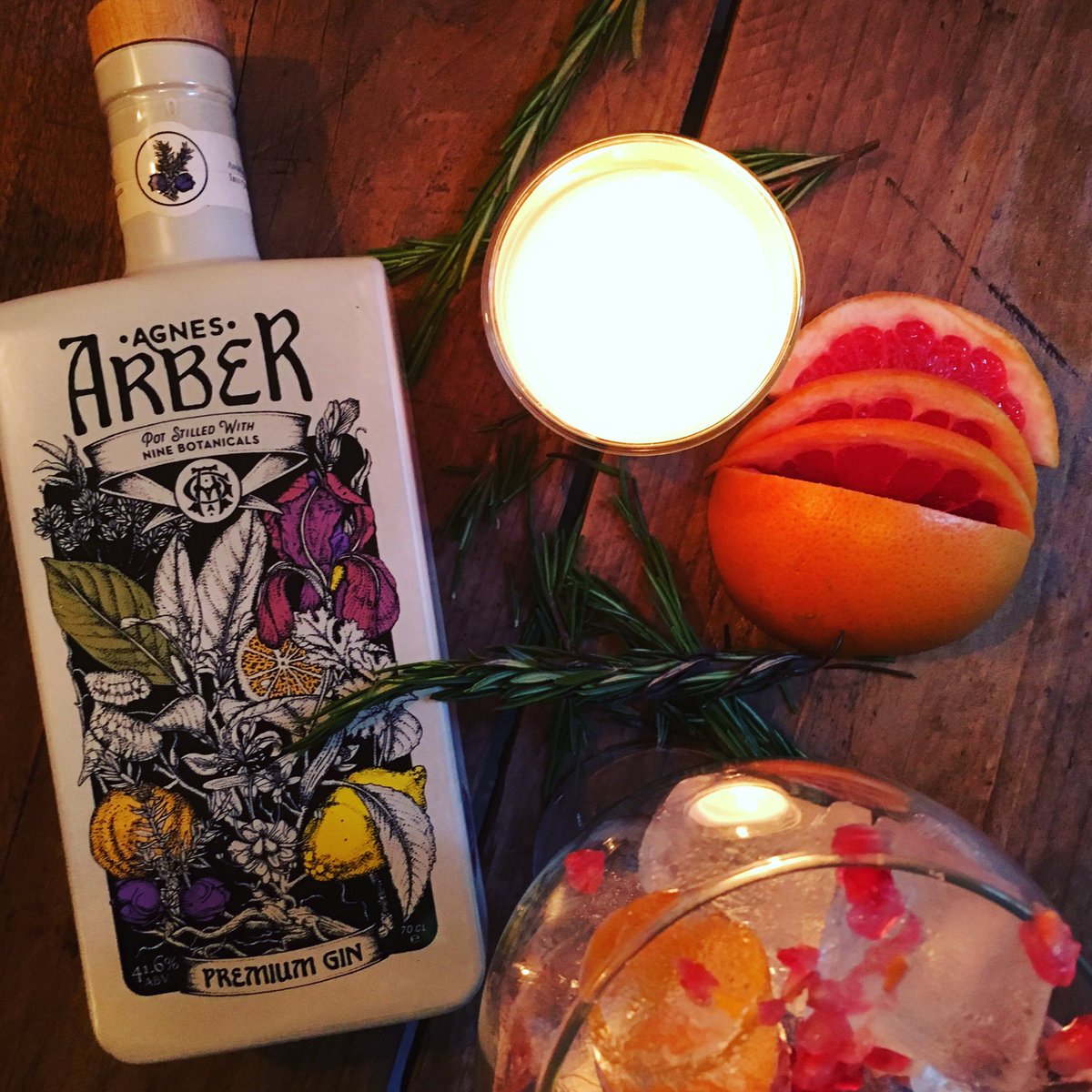 No7Rr's tweet photo. Arber Gin is new to the world and new to our shelf 🤙🏼 #ginroomsdoncaster https://t.co/GomlzPbJD5