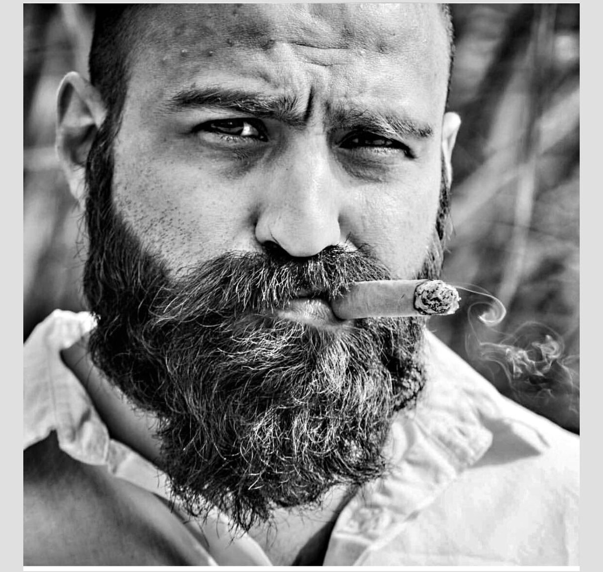 gauravs0001's tweet photo. @beardoholic #beardedtrainer #beardbaba https://t.co/8vfKWGo8iR