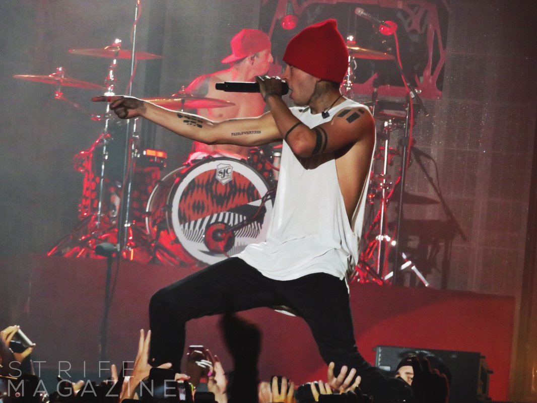 Happy birthday, Tyler Joseph!
Here\s 10 things we love about the one, the only, the Joseph:
 