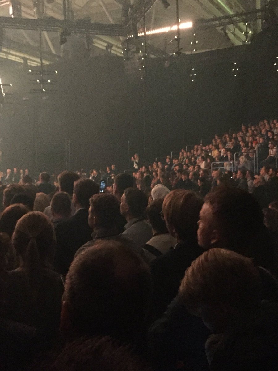 MillaMonola's tweet photo. Mikä vetää slushissa: Mika häkkinen ! #slush17 #mikahäkkinen #BragforFinland https://t.co/LcGQ4vXxBx