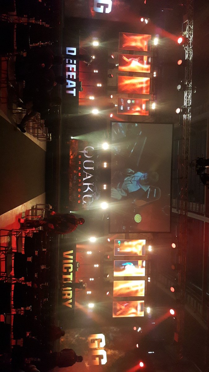 team2z's tweet photo. After a loss vs Sane, @Xron_ bounces back with a 2-0 victory over Raisy https://t.co/L20n8REe5c