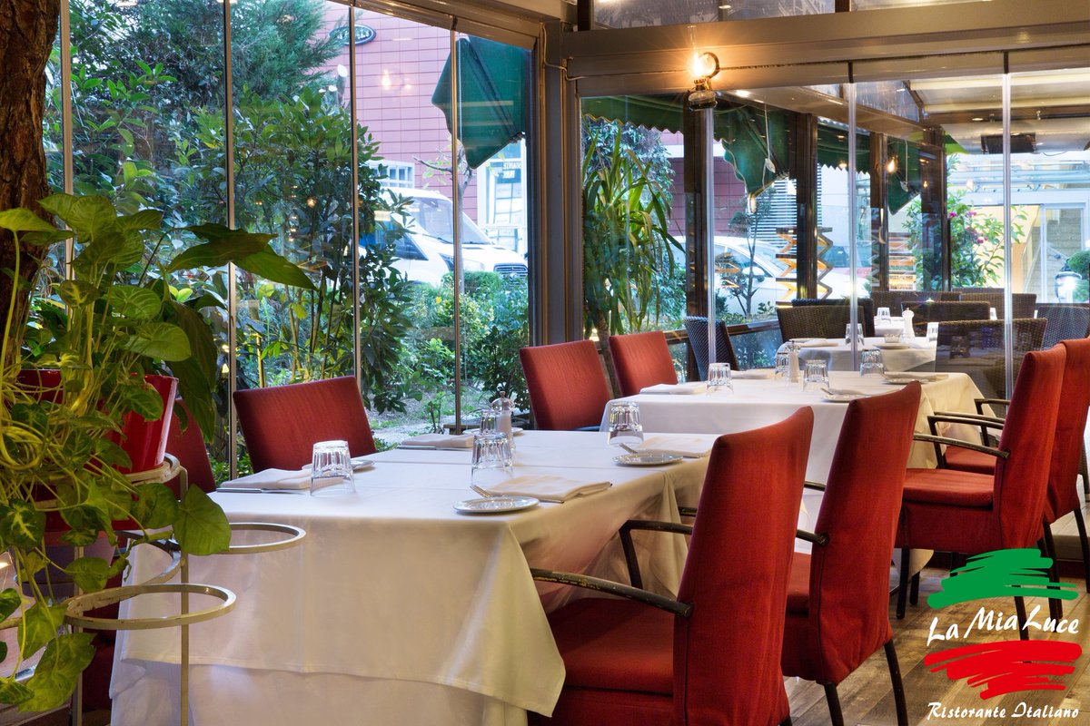 Cuma akşamınızı La Mia Luce’de geçirerek haftanın stresini üzerinizden atabilirsiniz!
#LaMiaLuce #Suadiye #food #yum #instafood #yummy #amazing #instagood #photooftheday #sweet #dinner #lunch #breakfast #fresh #tasty #delish #delicious #eating #foodpic #foodpics #eat #hungry