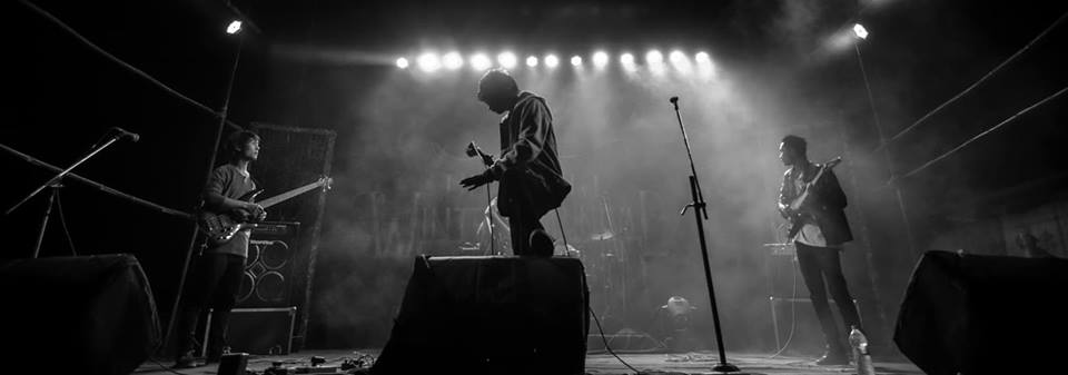 UWC_2017's tweet photo. swaying to some #HeavyMetal #music @ #UWC2016 #udalguriwintercarnival2016 #WinterCarnival https://t.co/C4n5myggf6