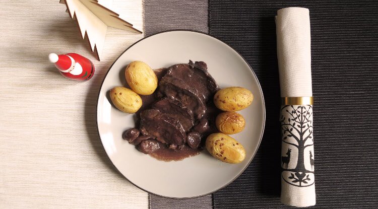 Encara no has tastat els nostres plats de Nadal? Apropat als nostres restaurants i comença a planificar el menú per aquestes festes!🎉 #nostrum