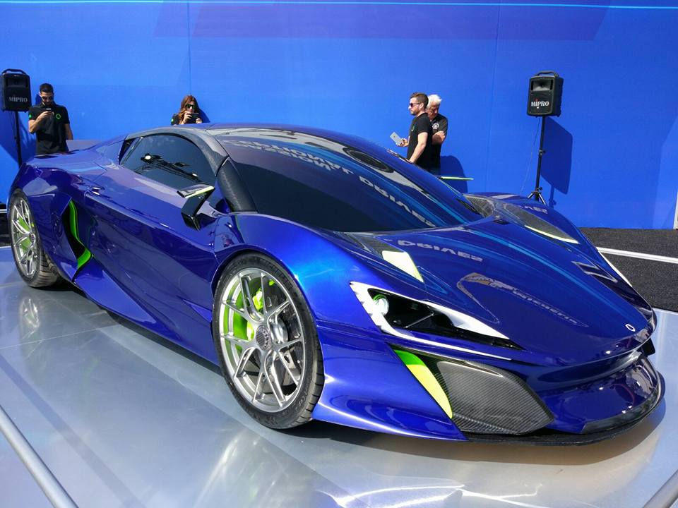 Earlsimxx's tweet photo. Small scale supercar makers reveals in 2017:

Apollo IE
Boreas Project
Saleen S1
TVR Griffith 
Elextra EV
Hennessey Venom F5
Italdesign Zerouno
Lucid Air
RUF CTR
Rezvani Tank
SCG 004S
Dendrobium
XING R
Zagato IsoRivolta
Zarooq 500 GT https://t.co/lBjwukH6rr