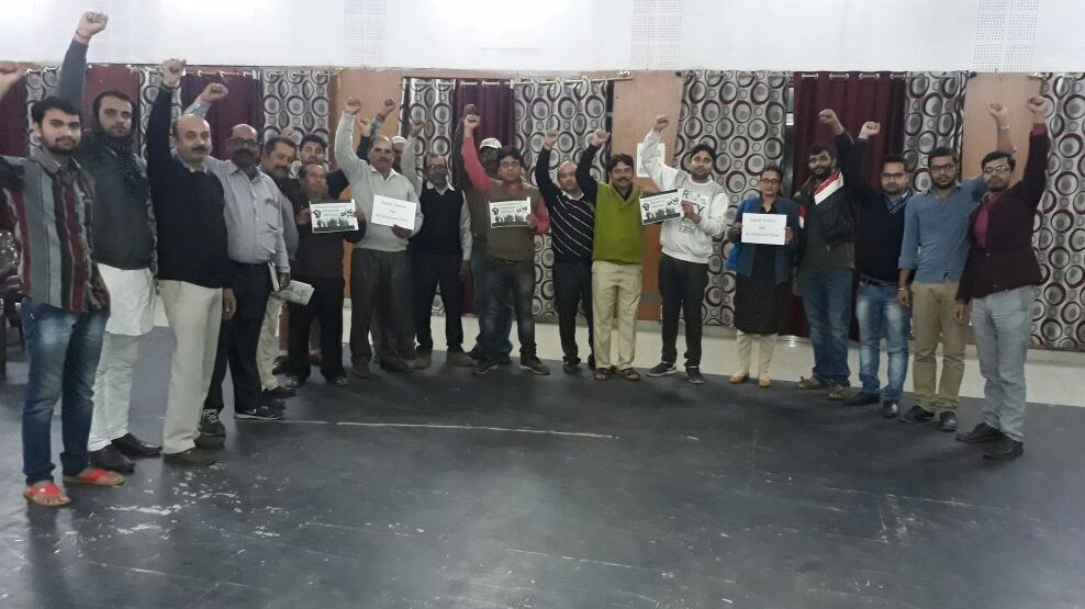 SumitPa32951908's tweet photo. Peaceful protest of junior executives of Block-B project, NCL against pay anomaly.
#RemovePayAnomalyCIL 
#CoalMinistry 
#PiyushGoyal 
#PMOIndia https://t.co/8X0xa3pDQO
