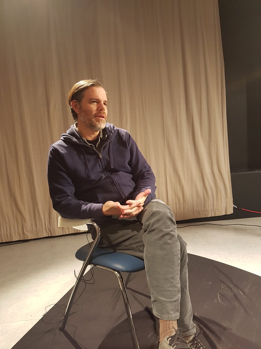 elquellegatarde's tweet photo. @LanceWeiler #Transmedia_UGR "story&amp; code" tension  is at the heart of colaborative digital #storytelling #Transmedia_UGR @Transmedia_UGR  @UGRdivulga @ComparadasUGR @fcd_ugr https://t.co/Yzim2cxU6Y
