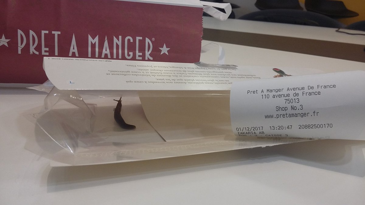 astudesi's tweet photo. Jolie découverte après avoir mangé mon wrap @pret à manger .... 😨😵😲😖 #LimaceGate https://t.co/rEqbiNFiX9