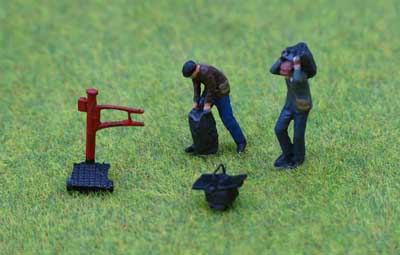 NWesternModels's tweet photo. #12DaysofModelling Over the first 12 days of December we are celebrating 12 of our best & most popular products for your Model Railway! Day 1 Coalmen & Scales https://t.co/gfL8F8S4Zz #Model #Trains #Coalmen #Coal #CoalMerchant #12daysofChristmas #Christmas #SBS https://t.co/nbqGtcroGi