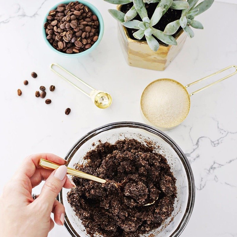 KinnarrieSpa's tweet photo. [Men DIY Facial Coffee Scrub

-Reversus Sun Damage
-Protects against Free Radicals
-Restores Aging Skin
-Brightens Skin

 #massage #therapy #massagetherapist #massagetherapy #coffee #oilmassage #spa #kinnarriesalonandspa #kinnarriespapune #kinnarriespa 
@KinnarrieSpa https://t.co/WSYm2LweLC