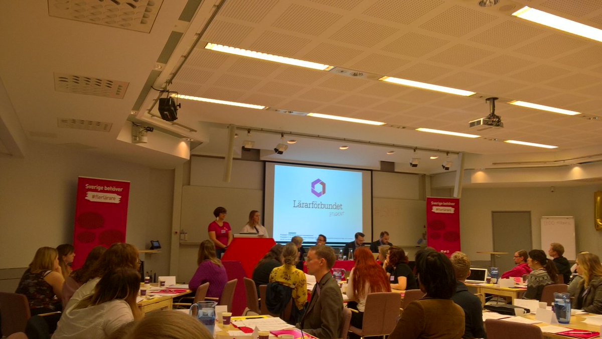 AxelSelhammar's tweet photo. Mu är du snart dags för det första påverkanstorget på #LSM17 @mallanholmgren och Maria Guthke presenterar våra propositioner 🔨 https://t.co/feedkDV4pw