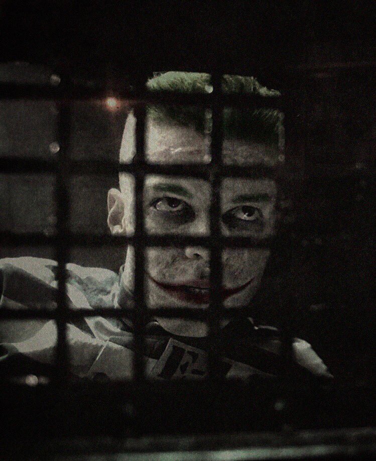 Is Jerome Valeska #Gotham’s version of the #Joker🃏? Retweet for yes, like for no.