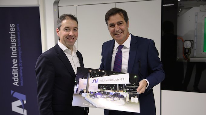 DisruptiveMag's tweet photo. .@SauberF1Team takes delivery of first MetalFAB1 metal #AdditiveManufacturing system https://t.co/oYHoHcQSmk @TeamAdditive #3Dprinting https://t.co/Xb52SEsL5C