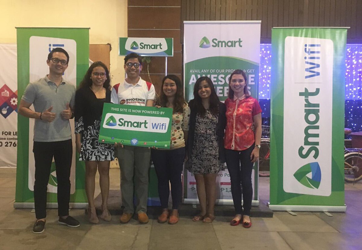 LiveSmart's tweet photo. Checking in here at Phoenix, Lanang in Davao for the launch of #SmartSpots! Come through β€οΈ https://t.co/5M8KpputqI