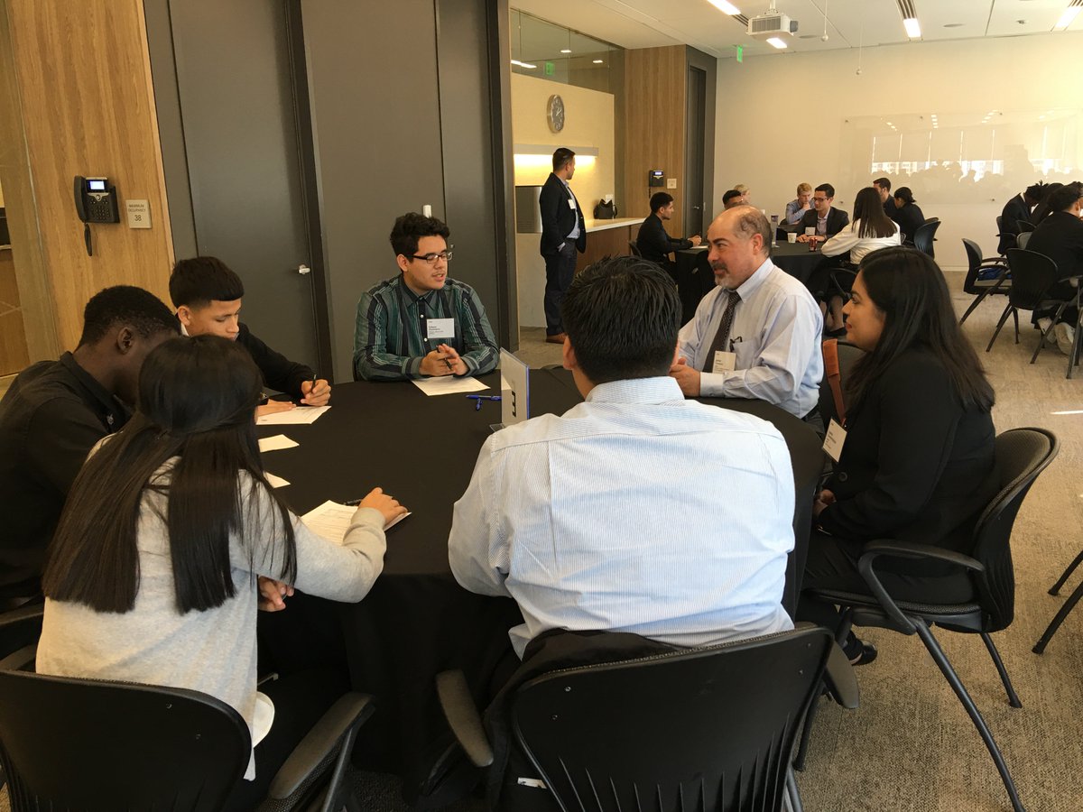 NAFCareerAcads's tweet photo. .@KPMG opened their doors to NAF @dallasschools for a #worksitetour to introduce them to careers in accounting, dressing for success & a panel discussion where students learned about preparing for careers in accounting. https://t.co/wq0cK3DbgN