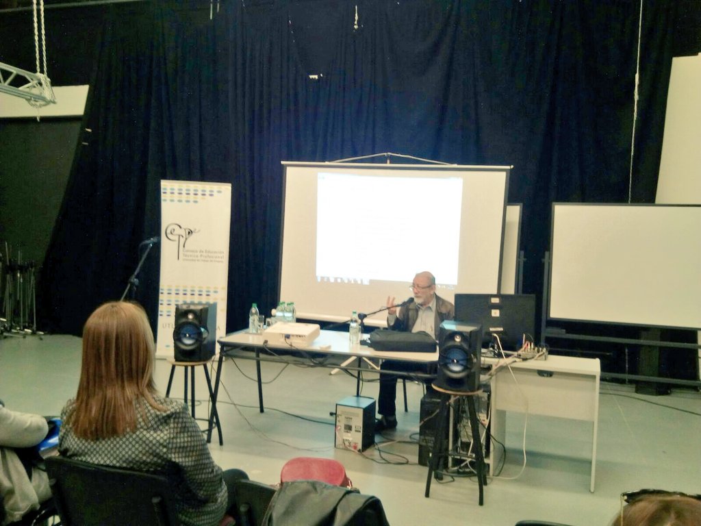 UTU_Uruguay's tweet photo. AHORA 5to Encuentro Temático: "Educación y trabajo. Desafíos para la Educación Técnica", con la ponencia "Medio siglo de cambios en el trabajo", a cargo del Sr. Claudio Iturra. https://t.co/fhFt9vBDSX